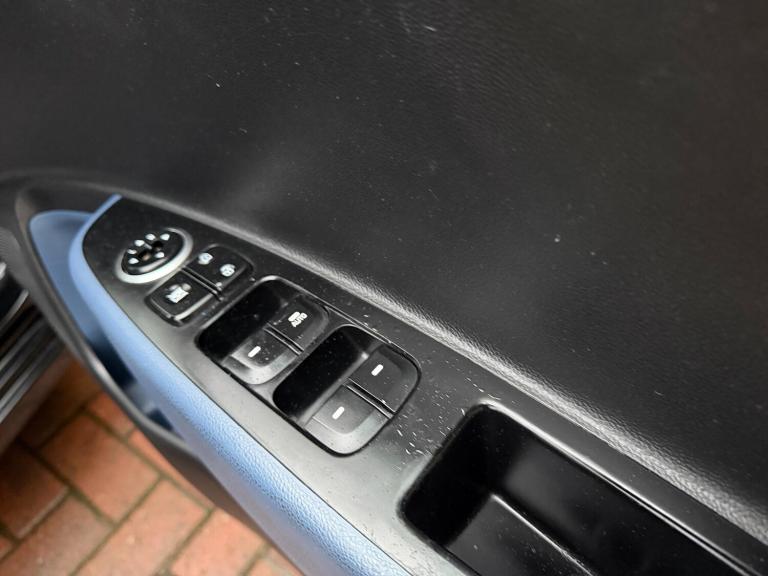 2014 Hyundai i10 1.0 Premium Euro 5 5dr HATCHBACK Petrol Manual