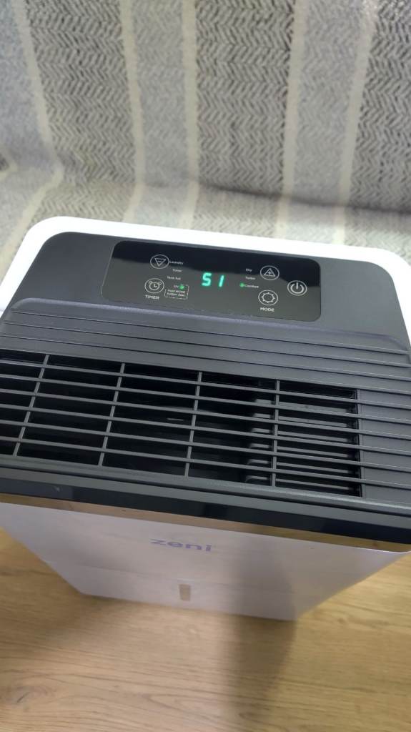 Brand New Zeni 20L Low Energy Dehumidifier – Quiet, Powerful & Laundry Mode