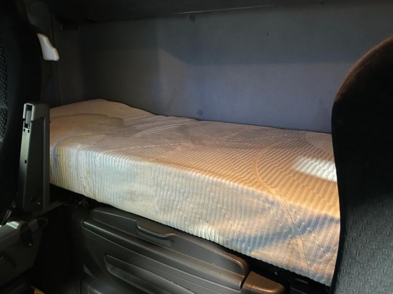 MERCEDES ACTROS MP3 1860 V8 EURO 5 4X2, 18 TONNE DRAWBAR SPEC REMOVAL BOX 