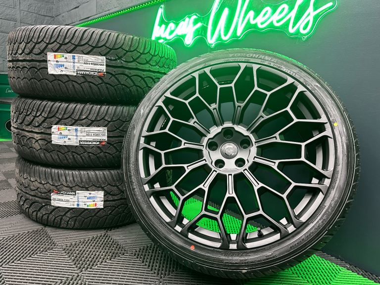 24” Urban UC-6 Alloy Wheels - Land Rover Defender 90 / 110 L663 & NEW Yokohama Parada tyres!