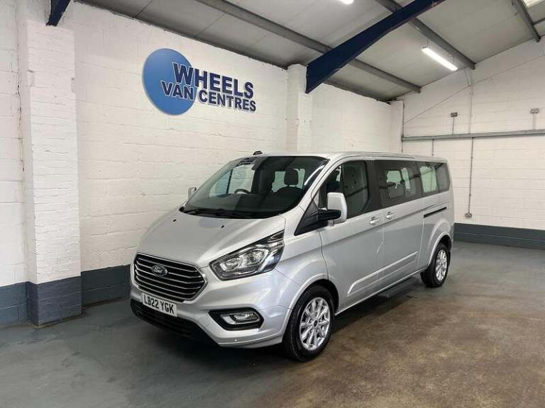 2022 Ford Tourneo Custom 2.0 EcoBlue Hybrid 130ps L/R 8 Seater Titanium MPV DIESEL Manual