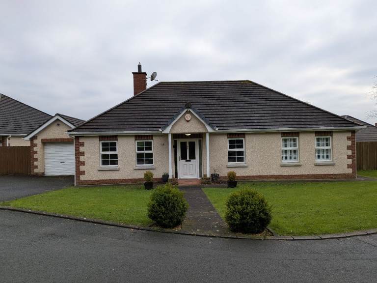 Richhill - House to let, 4 beds, 2 baths 