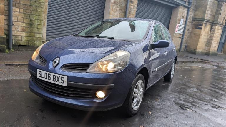 2006 Renault Clio 1.5 dCi 86 Dynamique 5dr HATCHBACK Diesel Manual