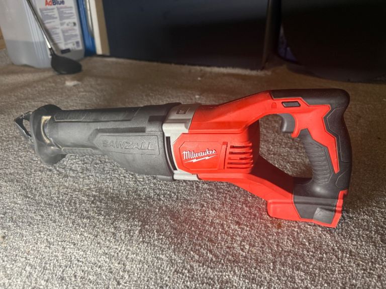 Milwaukee reciprocating saw