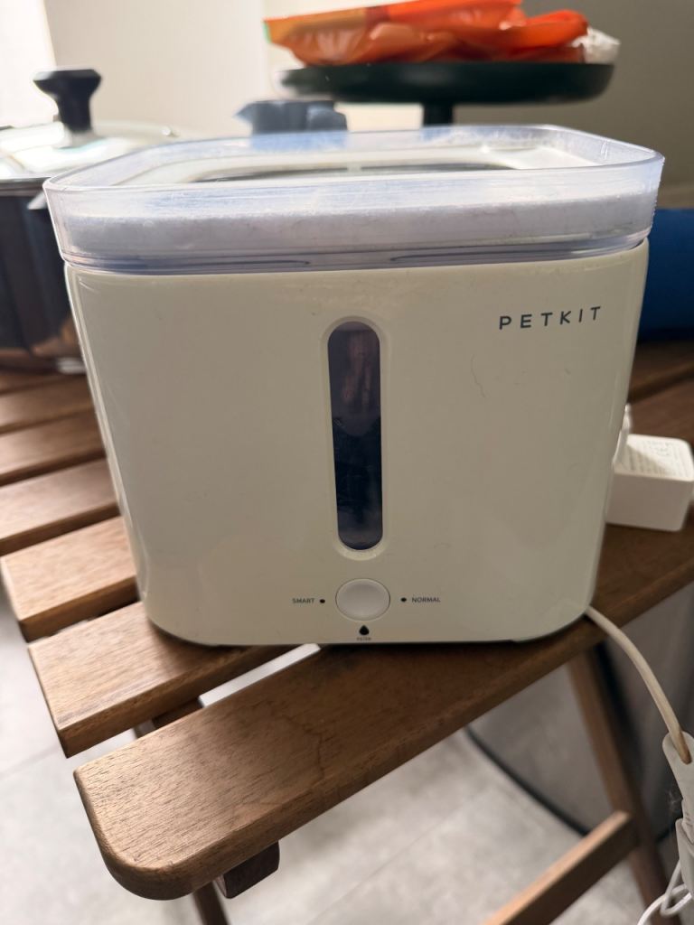 FREE - Petkit cat fountain