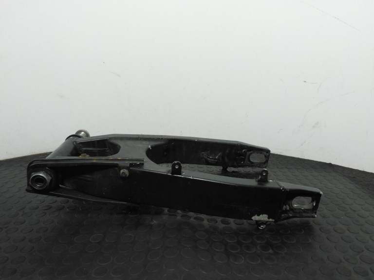 Suzuki Gsxr 600 K1 Swing Arm Rear 2001-2001