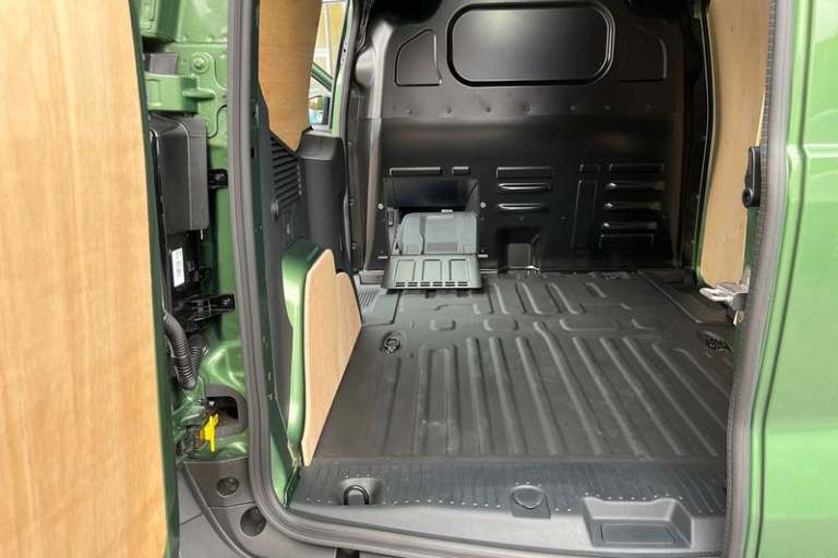 2025 Ford E-Transit Courier Limited AUTO 43kWh 136PS FWD 1 Speed Automatic Panel Van Electric Aut...