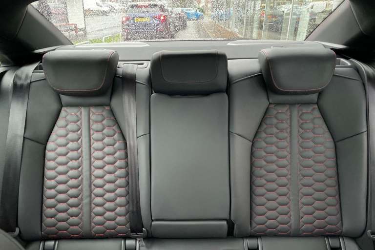 2025 Audi RS3 2.5 TFSI Carbon Black Saloon 4dr Petrol S Tronic quattro Euro 6 (s/s) (400  SALOON ...