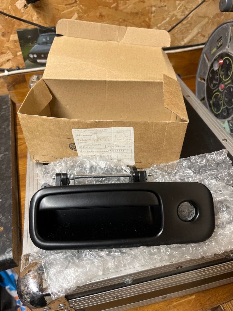 Vw t5 tailgate handle brand new 