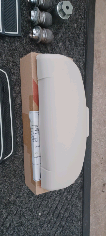 Mitsubishi Outlander MK3 Sunglass Holder