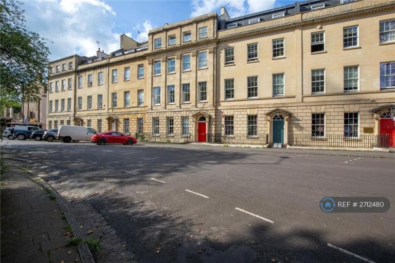 2 bedroom flat in Portland Square, Bristol, BS2 (2 bed) (#2712480)