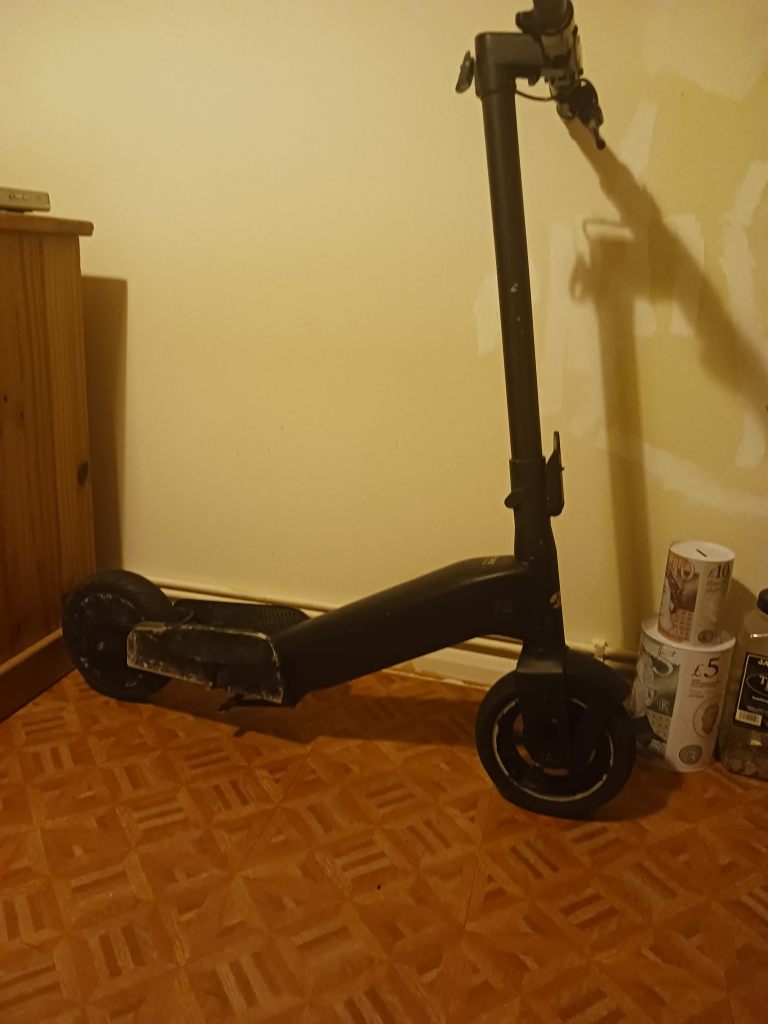 Pure advance scooter 