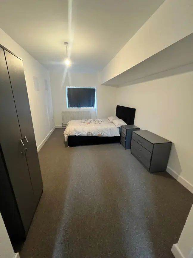 🏠**DSS HOUSING**DOUBLE ROOM in MANCHESTER **MATHER AVE, UNSWORTH, MANCHESTER M45 8NU **🏠