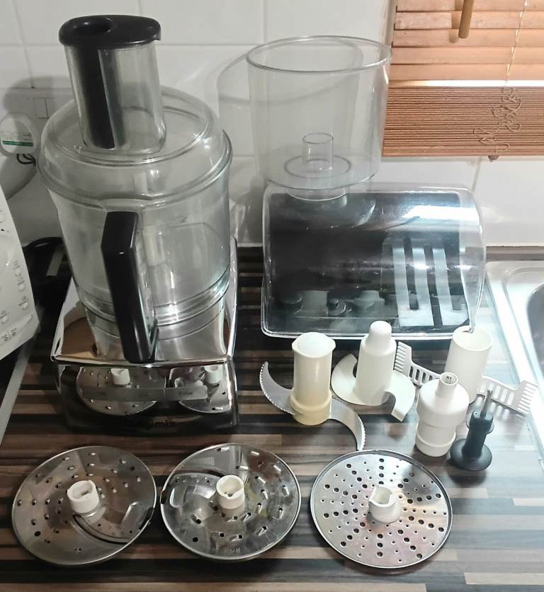 Magimix Cuisine System 5200 Automatic Food Processor - 1100W - Chrome