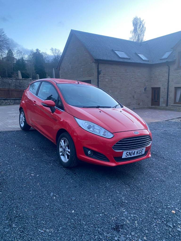 Ford, FIESTA, Hatchback, 2014, Manual, 1241 (cc), 3 doors