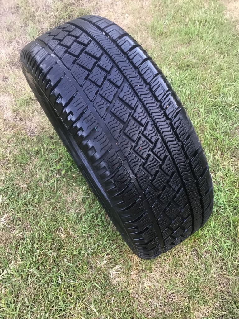 PIRELLI 205 50R 17 TYRE WITH 5mm TREAD. VERY GOOD CONDITION- POST or COLLECT WEYBRIDGE SURREY