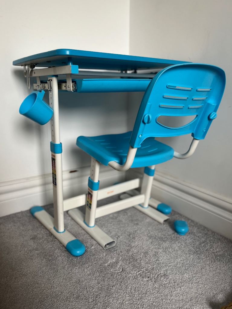 BEST DESK Adjustable Kids Desk and Chair Set - Blue, Good Condition