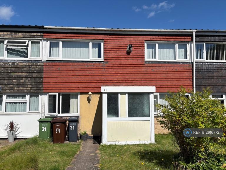 3 bedroom house in Peace Walk, Birmingham, B37 (3 bed) (#2916772)