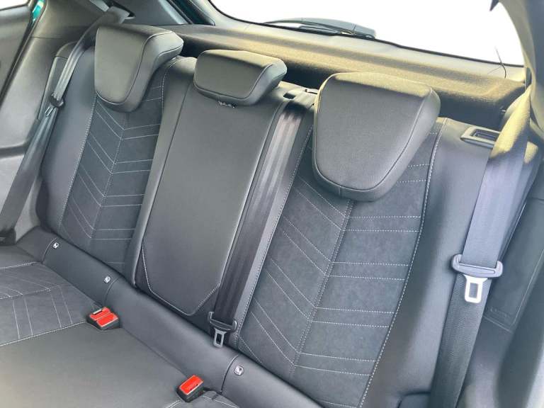 2025 Vauxhall Mokka 1.2 Turbo 136 Ultimate 5dr SUV Manual