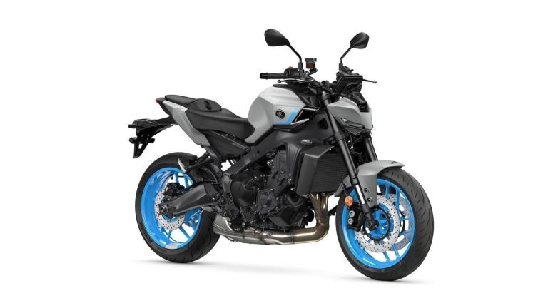 Yamaha MT09 MT-09 MT 09 model in Ceramic Ice or black