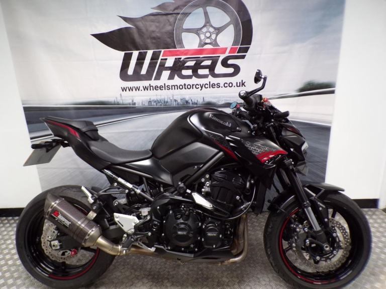 2020 KAWASAKI Z900 WITH AKRAPOVIC EXHAUST FITTED