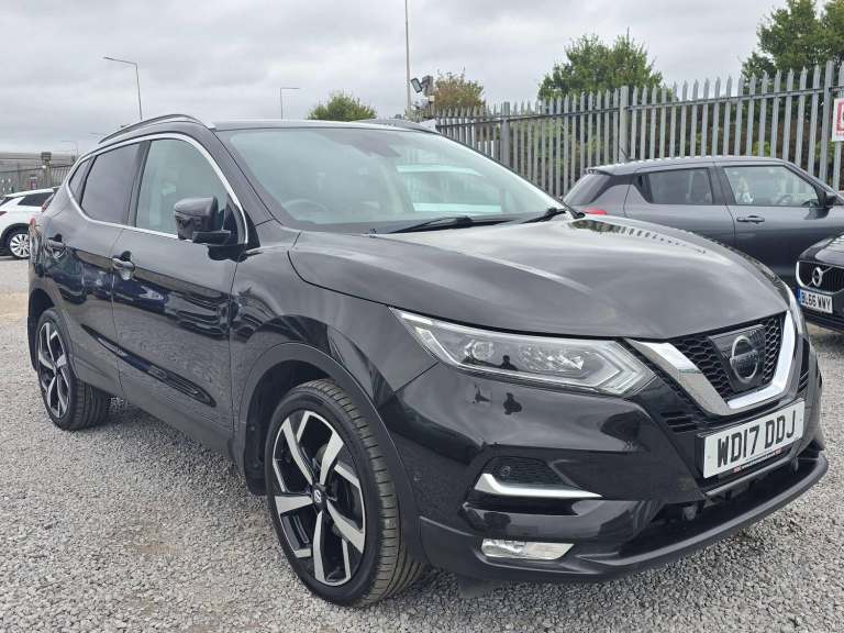 2017 Nissan Qashqai 1.6 DIG-T Tekna Euro 6 (s/s) 5dr HATCHBACK Petrol Manual