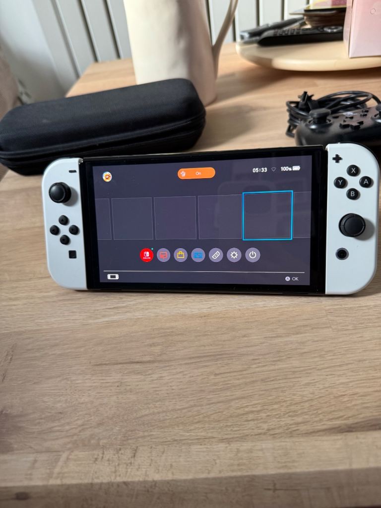 Nintendo Switch OLED (Like New) w/ Case & Controller