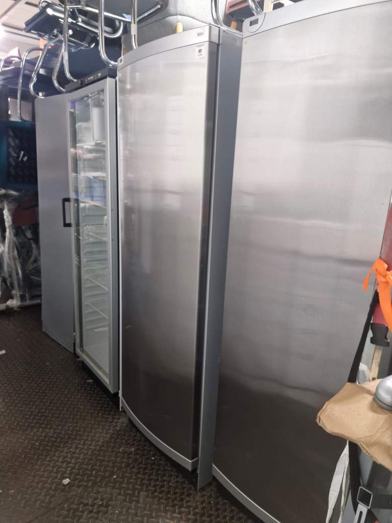 Vestfrost CFKS471-steel Single Door Commercial Stainless Steel Upright Fridge, 333 Litres )