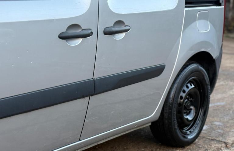 2016 Mercedes-Benz Citan 1.5 109 CDI BlueEfficiency L2 Euro 6 (s/s) 5dr Diesel