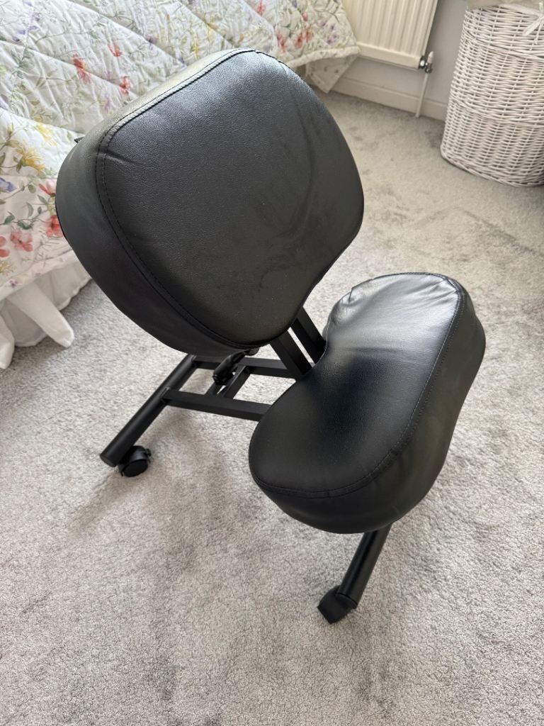 Dragonn Kneeling Chair