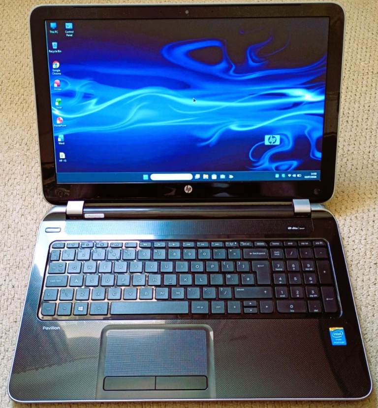 HP-PAVILION-15*INTEL i3*WINDOWS 11 PRO*OFFICE 2024 PRO*128GB SSD*6GB RAM*