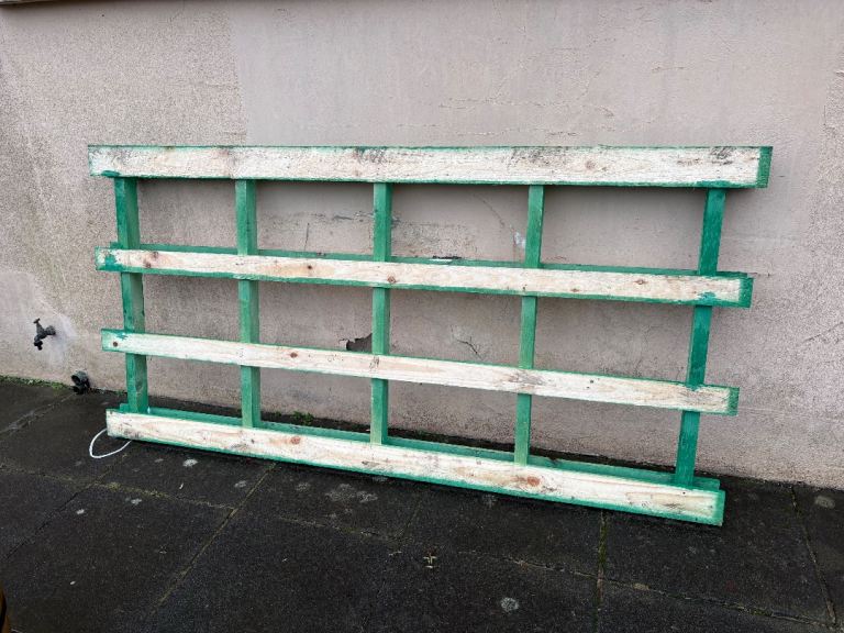 Pallet for free