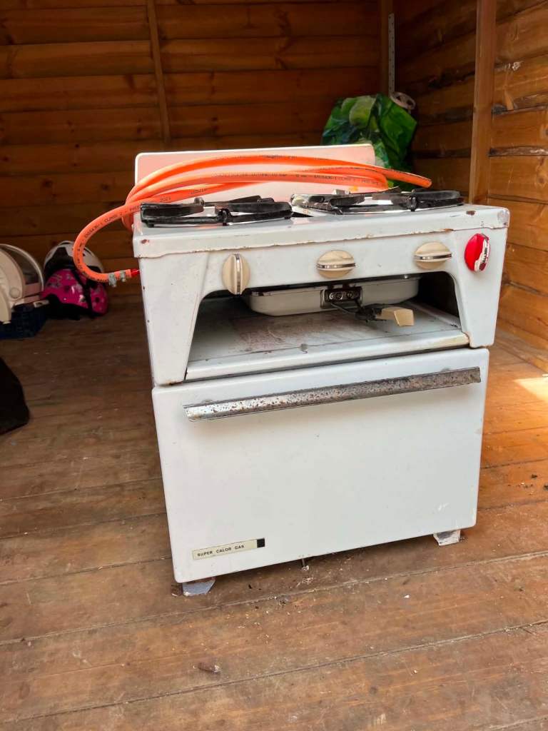 Gas cooker for campervan 