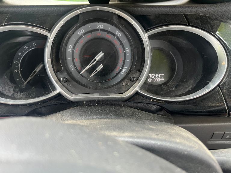 Citroen, DS3, Hatchback, 2014, Manual, 1598 (cc), 3 doors