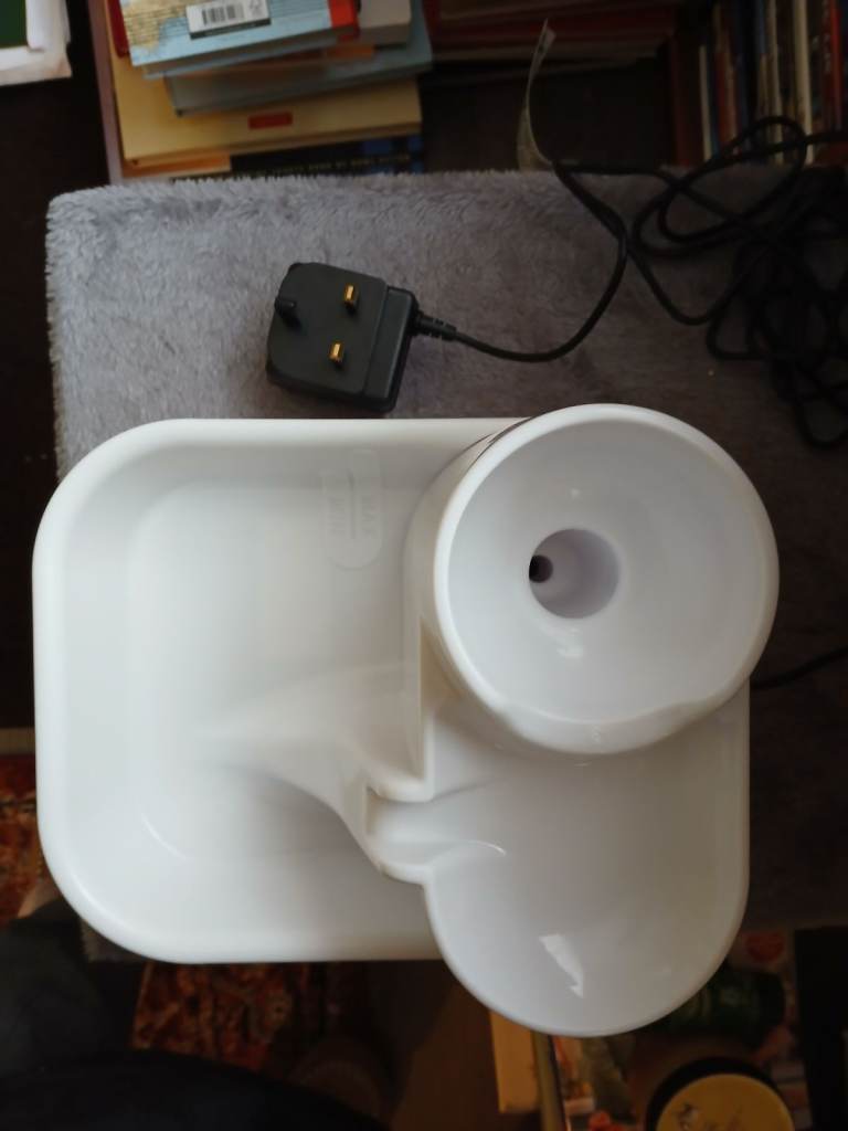 Cat Mate Pet Fountain – Good Condition