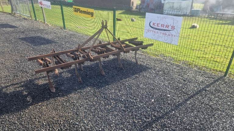 Original Ferguson three point linkage 9 tyne sprung cultivator tractor 