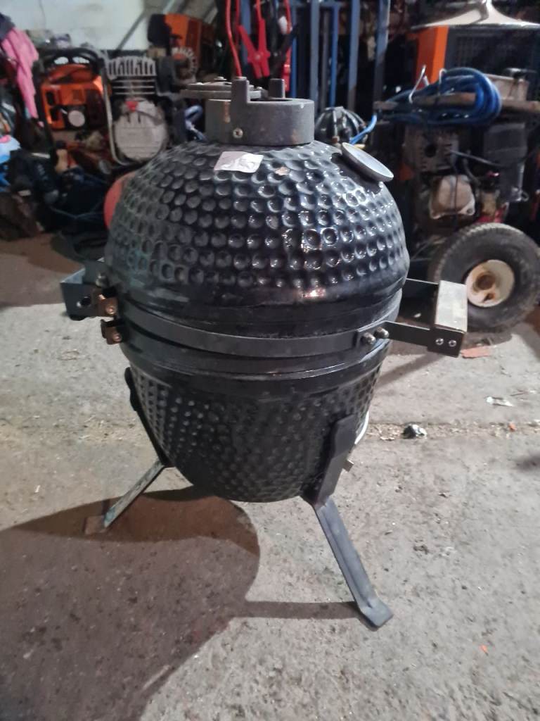 Cast iron pot belly stove 