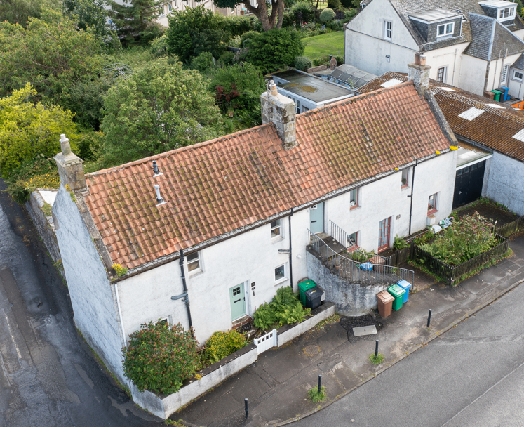 Fully Furnished 1 Bedroom Cottage flat in Kinghorn, Available now.