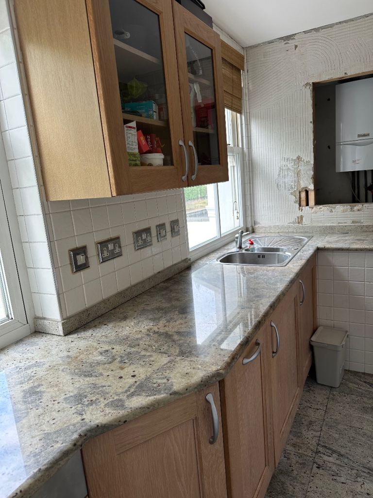 Free Kitchen- Complete units , Granite Worktops, Dishwasher, Oven , Hob and sink 