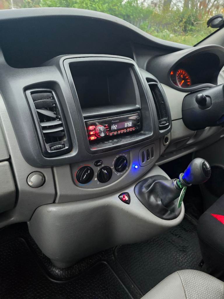 Vauxhall, VIVARO, Panel Van, 2011, Manual, 1995 (cc)