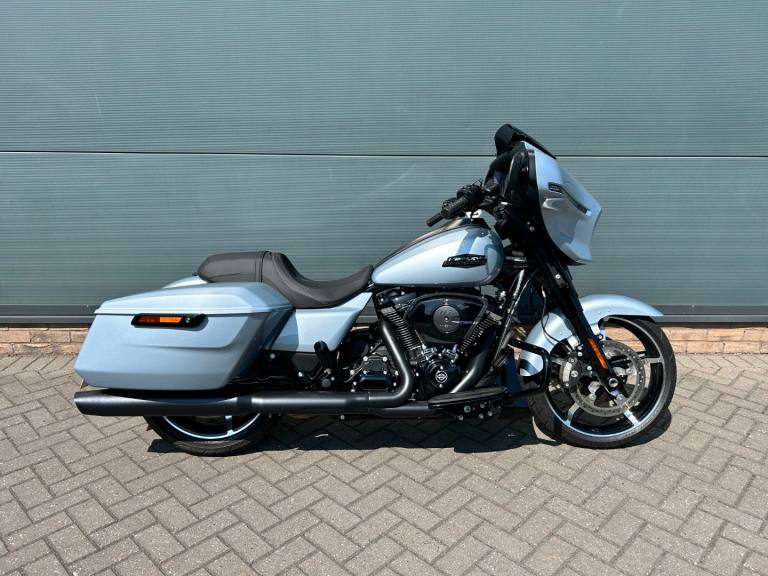 2025 Harley-Davidson TOURING FLHX STREET GLIDE FLHX Billiard Gray Chrome Engine (24MY) Custom PET...