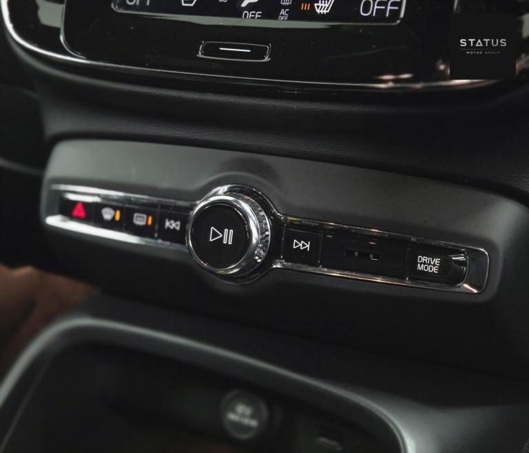 2019 Volvo XC40 2.0 T5 R DESIGN 5dr AWD Geartronic ESTATE PETROL Automatic