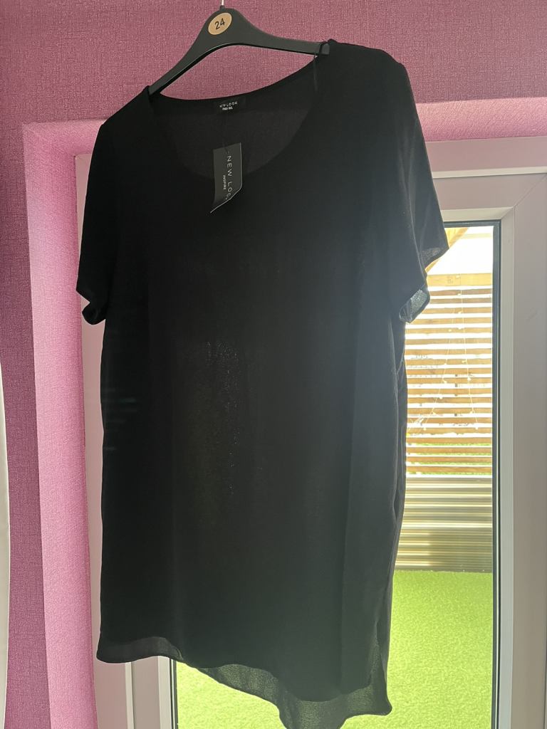 New look inspire UK24 short sleeve plain Black top NEW With Tag