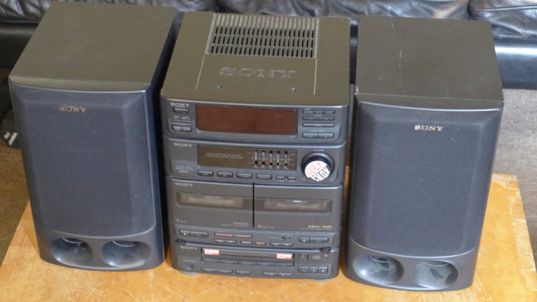 SPARES OR REPAIR but RADIO WORKS: Vintage SONY HI-FI STEREO SYSTEM Model No. HCD-H51M