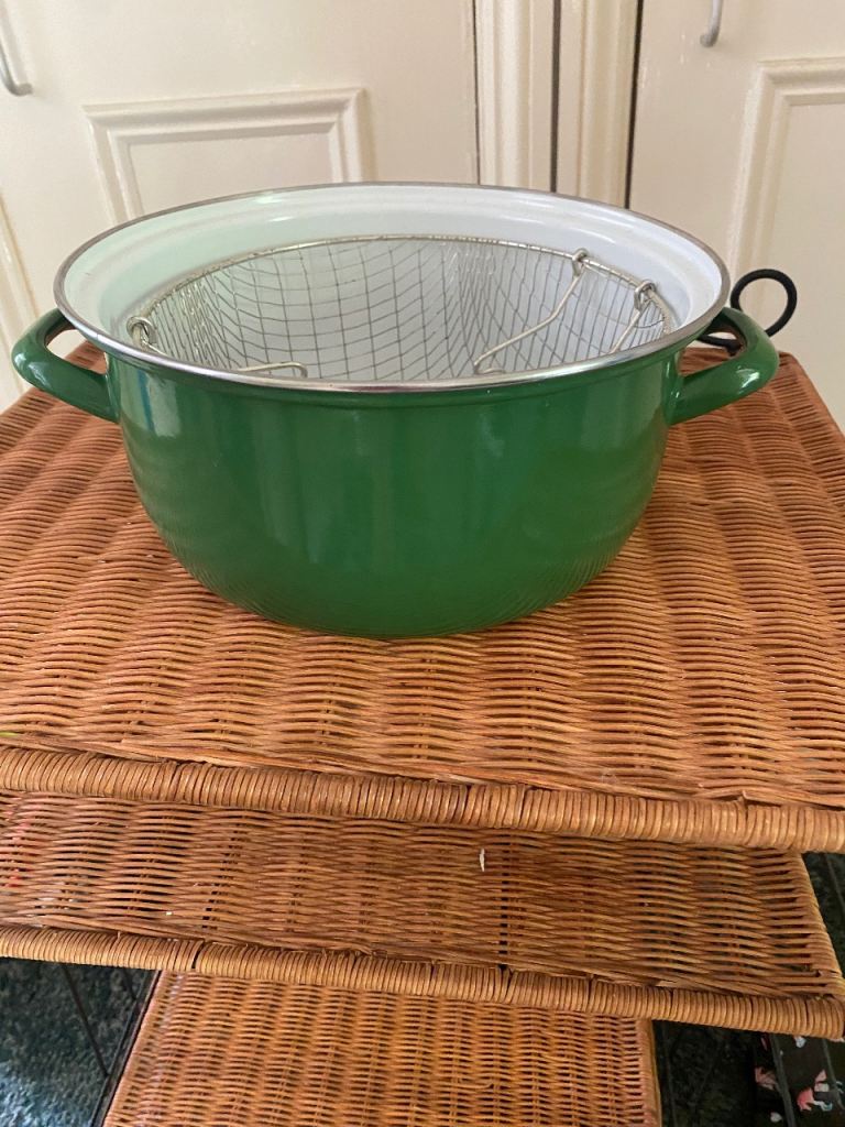 Green Enamel Pot with Metal Frying Basket – Good Condition