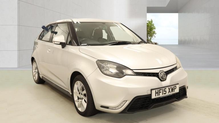 * 2015 MG MG3 SPORT 5 DOOR + WARRANTED LOW 35K MILES + LONG MOT + 2 OWNERS * 