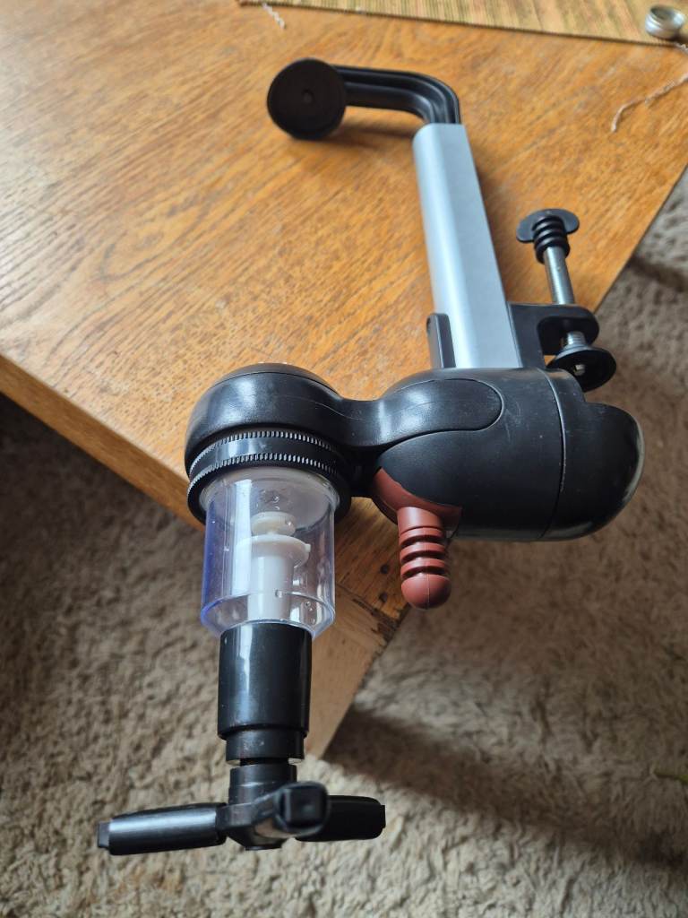 Wine Dispenser Innovative Stand Bottle Drink Ware Liquor Pourer Stopper for Bar Home Party