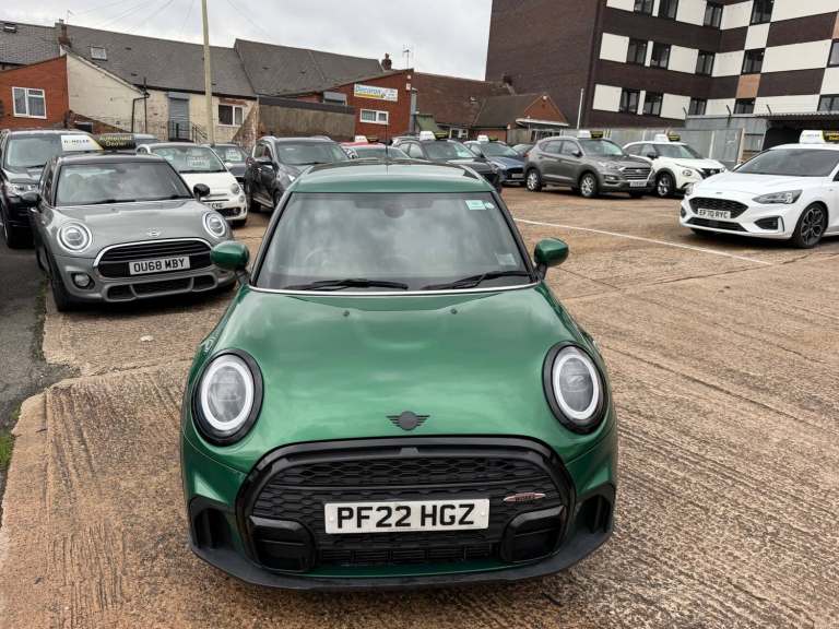 2022 MINI Hatch 1.5 Cooper Sport 5dr Auto HATCHBACK Petrol Automatic