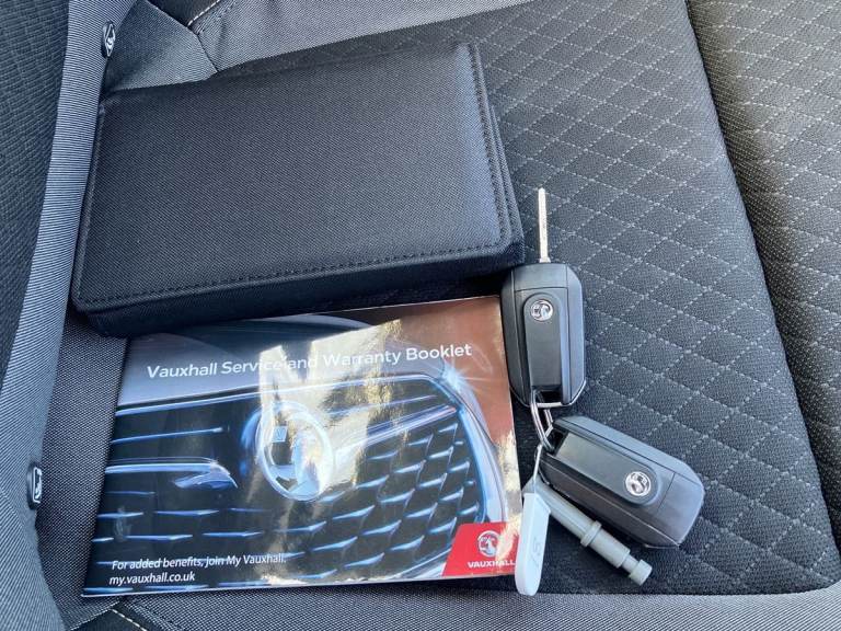 2020 Vauxhall Grandland X 1.2 Turbo Sport Nav 5dr Hatchback PETROL Manual