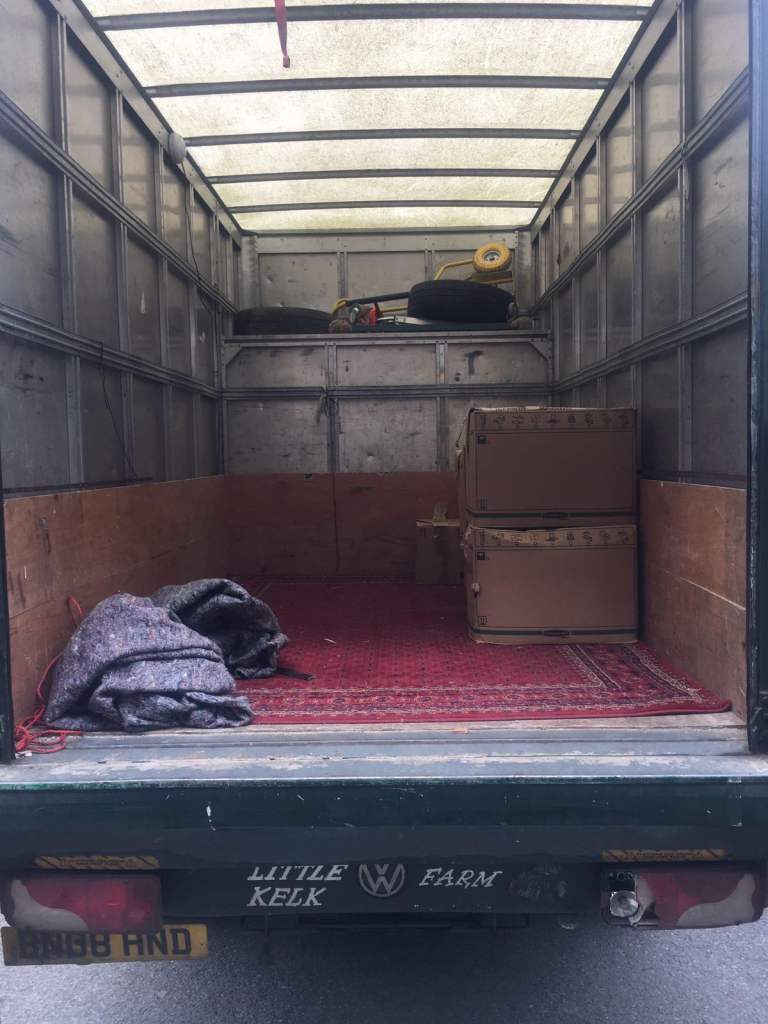 MAN AND VAN REMOVAL SERVICE FURNITURE DELIVERY WITH MAN AND VAN